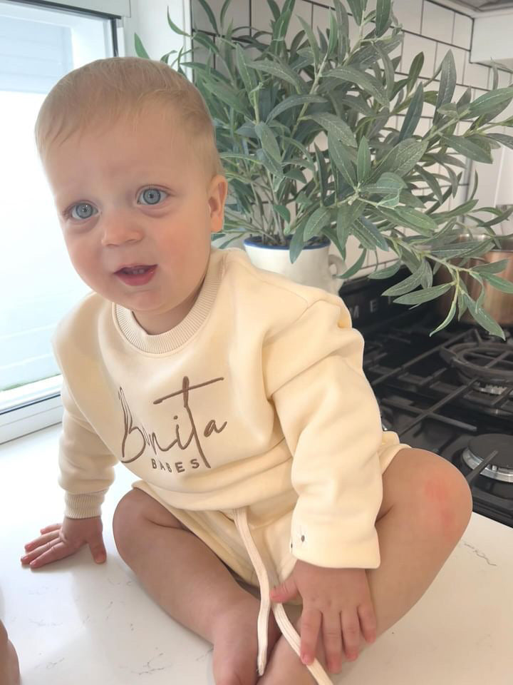 Jumper & Shorts - Beige (Child)